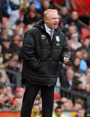 McLeish sparket i Villa