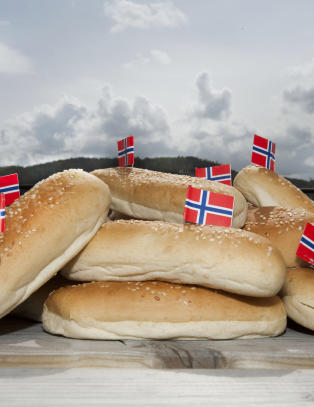 Nok pølsebrød til alle 17. mai