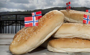 Slapp av, det blir pølse- brød til alle 17. mai
