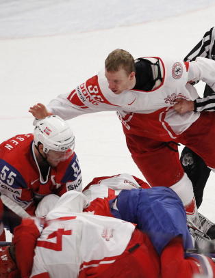 Derfor raste danskene mot Tollefsen