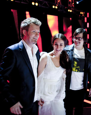 THE VOICE: Magne Furuholmen sier han har lært mye av å jobbe med nye talenter som Monika Blomeid og Martin Halla. Foto: Sveinung U. Ystad, Dagbladet THE VOICE: Magne Furuholmen sier han har lært mye av å jobbe med nye talenter som Monika Blomeid og Martin Halla. Foto: Sveinung U. Ystad, Dagbladet