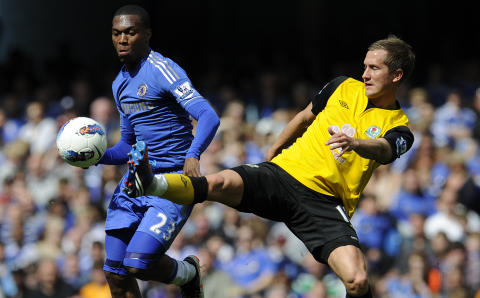 TAP MOT CHELSEA: Gamst Pedersen og Blackburn møtte Daniel Sturridge og Chelsea søndag til sesongens siste kamp. Det endte 2-1 til Chelsea. Foto: AP Photo/Tom Hevezi TAP MOT CHELSEA: Gamst Pedersen og Blackburn møtte Daniel Sturridge og Chelsea søndag til sesongens siste kamp. Det endte 2-1 til Chelsea. Foto: AP Photo/Tom Hevezi