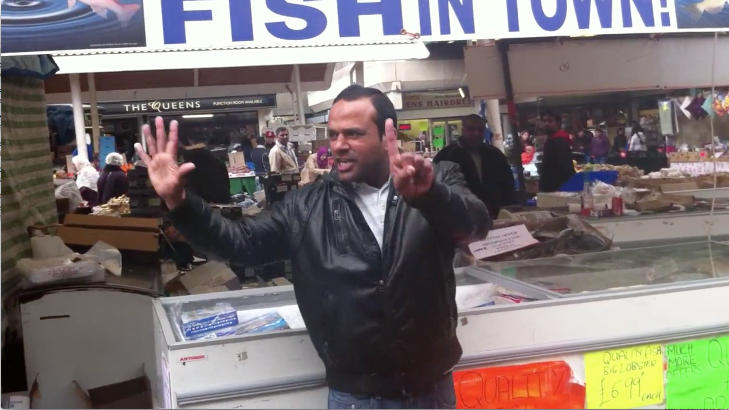 BILLIG: En knapp norsk tikroning for en fisk er billig, men kjøper du hele seks fisk, får du dem til prisen av fem. BILLIG: En knapp norsk tikroning for en fisk er billig, men kjøper du hele seks fisk, får du dem til prisen av fem.