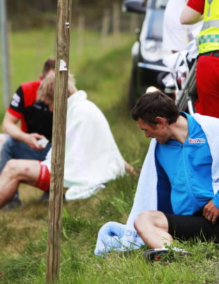 Tre ryttere til sykehus etter massevelt i Tour of Norway