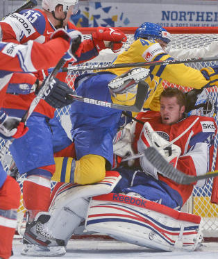 - Liker bedre � m�te Russland enn Tyskland