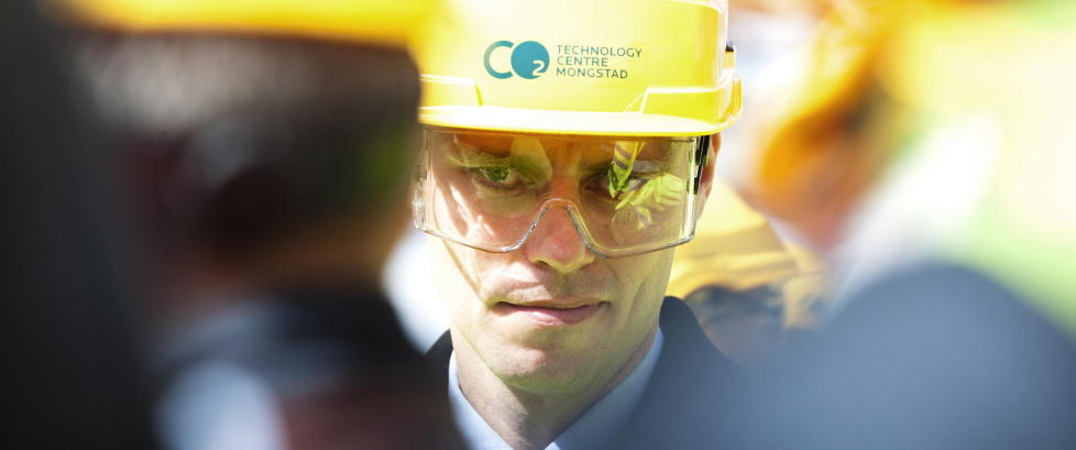 Borten Moe ut mot Kirken