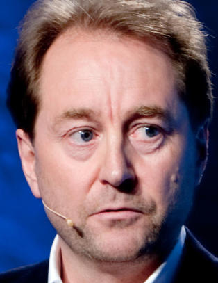 - For � si det brutalt, virker det furtent av R�kke