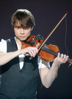 Alexander Rybak stormet av scenen etter sur opptreden