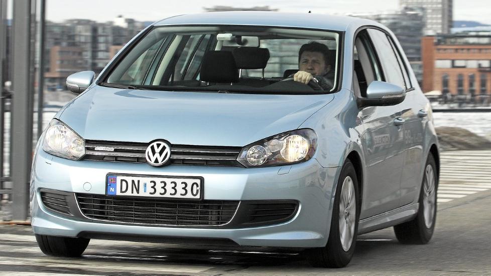 GJENNOMSNITTSBILEN: En VW Golf (med 1,4 TSI 160 hk DSG) til 365 000 kroner, representerer gjennomsnittsbilen i Norge. Foto: Egil Nordlien, HM Foto