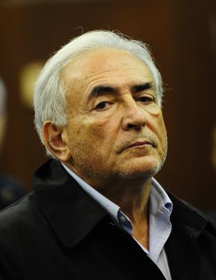 Strauss-Kahn etterforskes for voldtekt