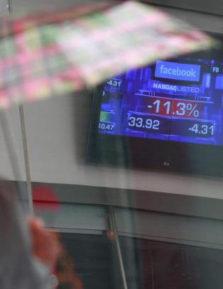 Facebook-aksjen gikk rett p� trynet