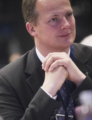 Solvik-Olsen vurderer å gi seg på Stortinget