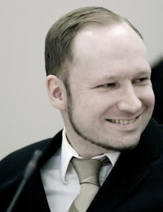 Breivik smiler