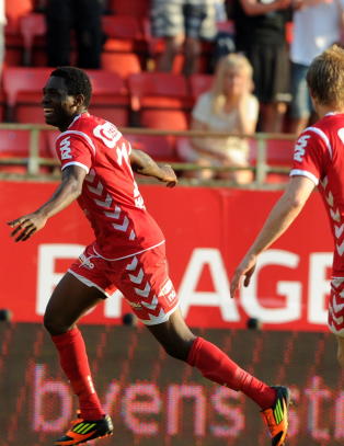 Brann våknet kvarteret før full tid