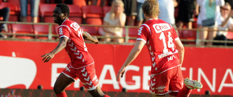 Brann våknet kvarteret før full tid