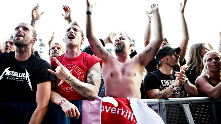DISIPLER: «40 000 ekstatiske disipler» hadde ifølge Dagbladet anmelder møtt opp på Metallica-konsert på Valle Hovin i kveld. Foto: Nina Hansen / Dagbladet DISIPLER: «40 000 ekstatiske disipler» hadde ifølge Dagbladet anmelder møtt opp på Metallica-konsert på Valle Hovin i kveld. Foto: Nina Hansen / Dagbladet