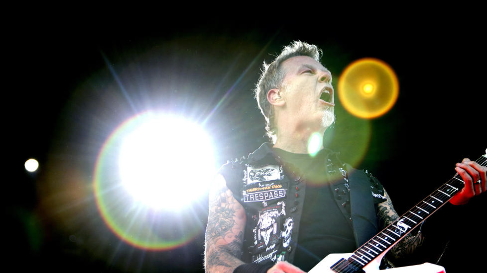 GOD STEMNING:  �Sist gang Metallica spilte p� Valle Hovin i 2007, var det i hovedsak 80-tallskatalogen som sto i fokus. Denne gangen er utgangspunktet et ganske annet.�, skriver Dagbladets anmelder. Her er James Hetfield. Foto: Nina Hansen / Dagbladet