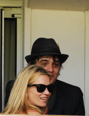 Kate Moss fylleringer eksen