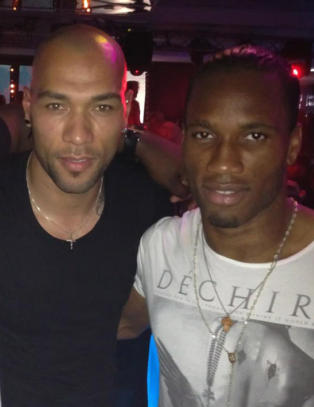 Her er Carew og Drogba p� �klubbjakt� i Frankrike