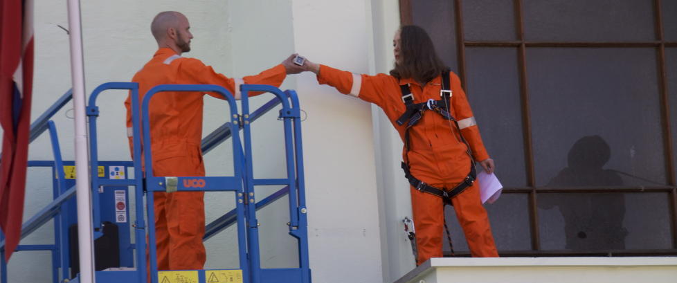 Her mures det inn en diamant til 100.000 kroner