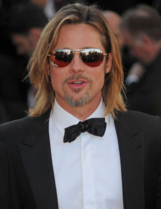 Brad Pitt stilte med luksuriøst tilbehør på rød løper
