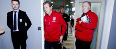 - Carroll, Parker og Gerrard starter mot Norge