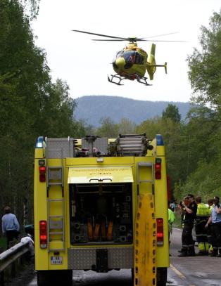 Pinsekaos p� veiene i dag
