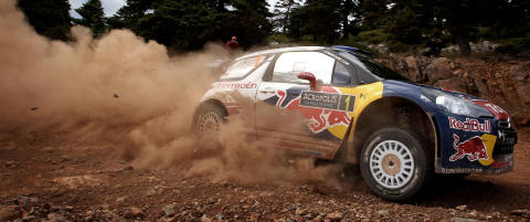 Loeb holder knepen ledelse i Hellas