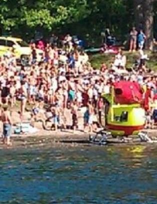 Gutt (5) funnet under vann ved badestrand