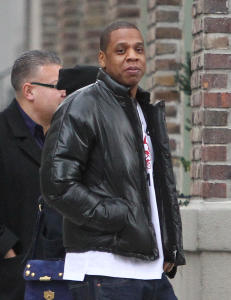 Jay-Z vinket til jentene i sommerv�ret i Oslo