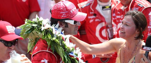 Skotske Dario Franchitti vant Indy 500 for tredje gang
