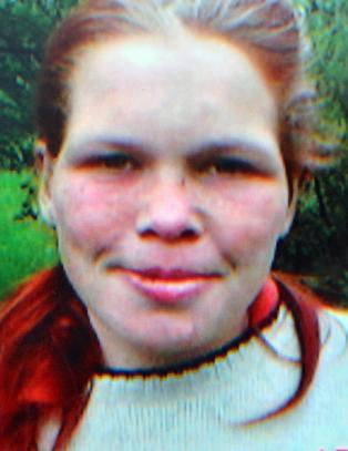 - Karla (19) m�tte trekke vognen som en hest mens stefaren pisket henne