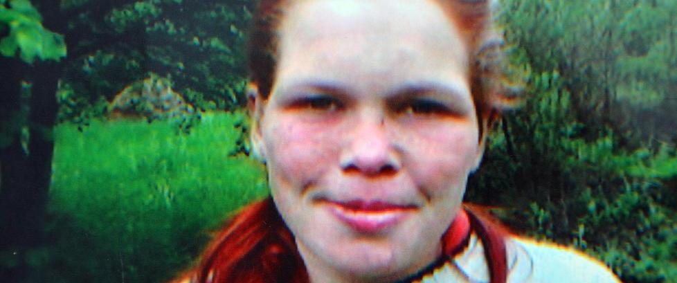 - Karla (19) m�tte trekke vogna som en hest mens stefaren pisket henne