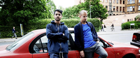 - Den f�rste daten med kona mi var i den bilen. Og jeg fridde til henne rett ved den