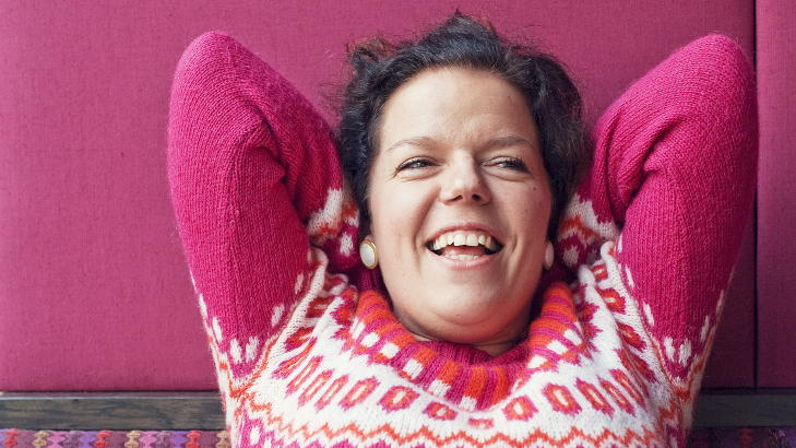 TEATERAKTUELL: B�de broren og moren til Else K�ss Furuseth har beg�tt selvmord. P� teateret pr�ver hun � se p� hendelsene med en humoristisk innfallsvinkel. Foto: �se Holte / Dagbladet