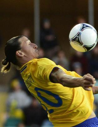 Zlatan har blitt lovet tr�ye nummer 10 i Milan