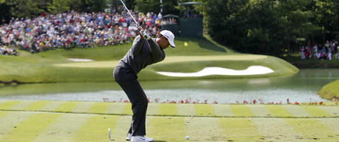 Woods med i tetkampen tross svak runde