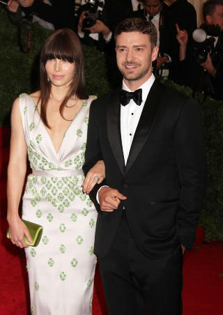STJERNEPAR: Drar du til Chateau Marmont i L.A kan du plutselig befinne deg i selskap med Justin Timberlake og Jessica Biel. Foto: NANCY KASZERMAN/STELLA PICTURES STJERNEPAR: Drar du til Chateau Marmont i L.A kan du plutselig befinne deg i selskap med Justin Timberlake og Jessica Biel. Foto: NANCY KASZERMAN/STELLA PICTURES