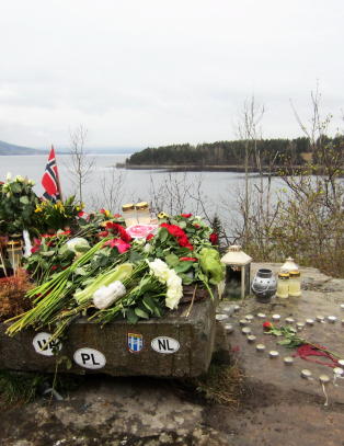 1000 gjester, men ingen fellesmarkering på årsdagen.