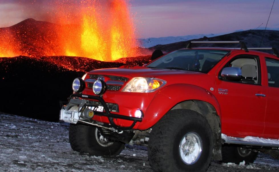 MONSTER-INTERESSE: I l�pet av kort tid vil rundt 50 mennesker v�re ansatt i Arctic Trucks Norge. Foto: Arctic Trucks