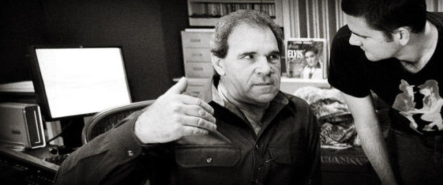 Han fikk Metallica, Whitney Houston og Arcade Fire til � l�te bedre