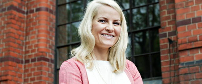 Mette-Marit skulle r�pe temaet for masteroppgaven i dag