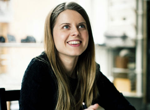 PRISBELØNT TEGNER: Lina Neidenstam. Foto: OSKAR KULLANDER PRISBELØNT TEGNER: Lina Neidenstam. Foto: OSKAR KULLANDER