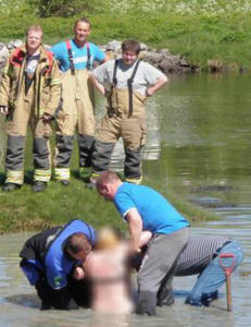 17-�ring satte seg fast i myr og sank