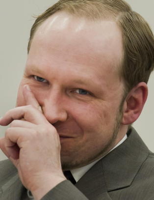 Anders Behring Breivik vil heller bli dømt som utilregnelig enn å bli satt diagnoser på. Hittil er det satt seks diagnoser på massemorderen.
