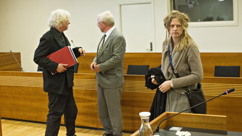 VITNE: Det er ventet at Nerdrums kone Turid Spildo (t.h.) skal vitne i løpet av dagen. Foto: TORBJØRN BERG / DAGBLADET VITNE: Det er ventet at Nerdrums kone Turid Spildo (t.h.) skal vitne i løpet av dagen. Foto: TORBJØRN BERG / DAGBLADET