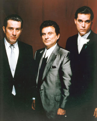 �GOODFELLAS�: Robert De Niro, Joe Pesci og Ray Liotta spilte i Scorseses storfilm fra 1990. Liotta (t.h.) spilte Henry Hill. Foto: Stella Pictures