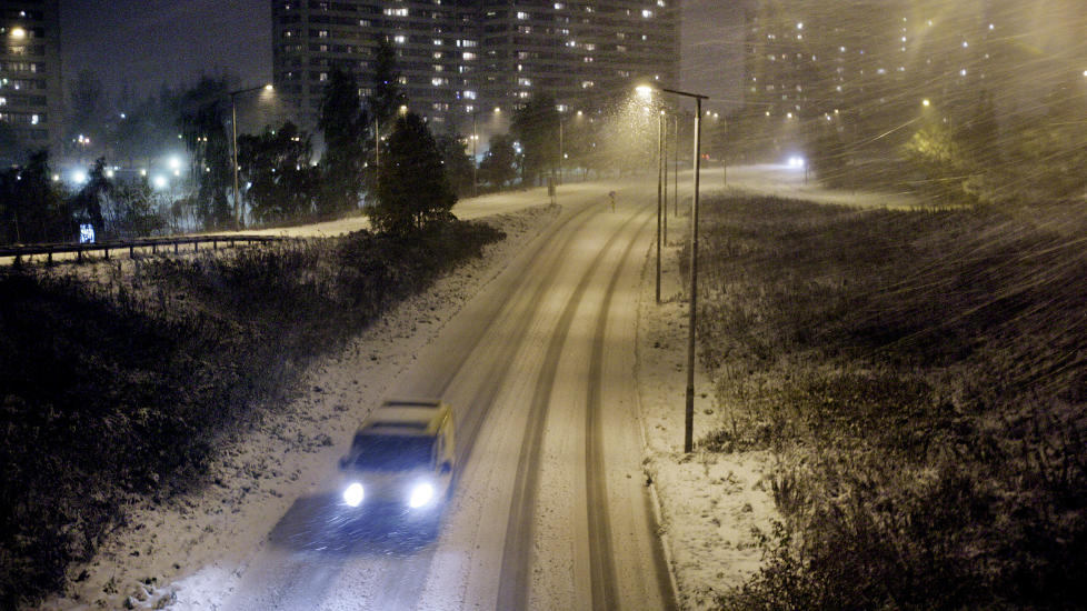 M� LA BILEN ST�: Dersom du eier en bil som g�r p� diesiel blir du n�dt til � la den st� p� visse dager i Oslo.
Foto H�kon Mosvold Larsen /NTB SCANPIX