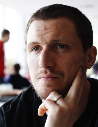 Tollefsen droppet NHL for F�rjestad