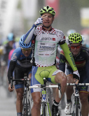 Sagan fortsetter � vinne i Sveits